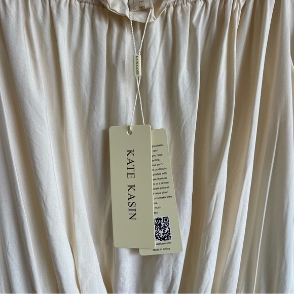 Kate Kasin Short Sleeve Ruffle Off Shoulder Top Size  Medium NWT - Picture 6 of 7